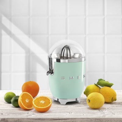 smeg-zitruspresse-massives-wohnen-schulte-luedenscheid-2