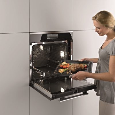 MIELE Backofen PureLine mit Induktionsbräter