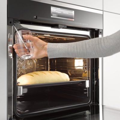 MIELE Backofen mit Klimagaren