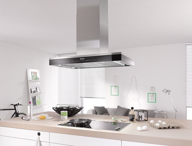 MIELE Dunstabzugshaube
mit energiesparender LED-Beleuchtung und Touchbedienung für einfache Bedienung.

• Familiendesign - abgestimmt auf Einbaugerätegeneration 6000

• Einzigartiger Bedienkomfort - Con@ctivity 2.0

• Leistungsstark - 640 m3/h in der Boosterstufe

• Energiesparend und leise - leistungsstarker ECO-Motor

• Angenehm leise - Miele Akustikpaket