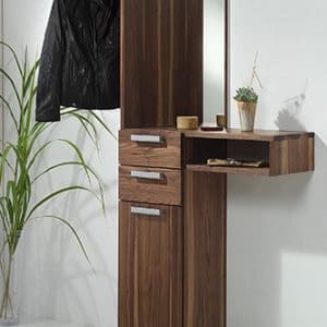 Garderobe Cubik in Nussbaum